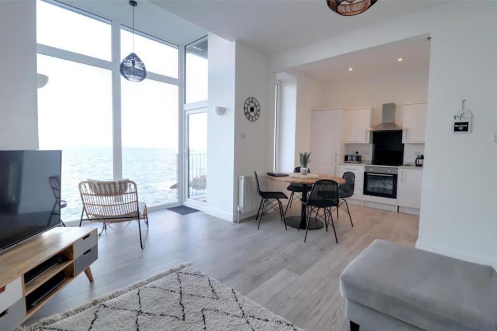 Sound Of The Sea - Ilfracombe Apartment Exterior photo